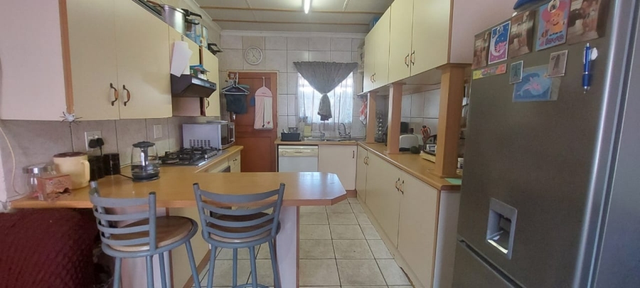 3 Bedroom Property for Sale in Oos Einde North West